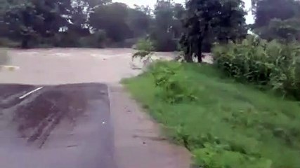 मक्सी-बेरछा मार्ग हुआ बंद