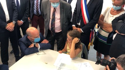 En Vendée, Jean-Michel Blanquer rend visite à un centre de vacances apprenantes