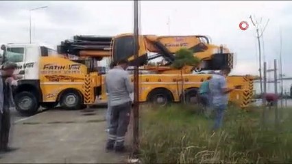 Trabzon'da hafriyat kamyonu denize uçtu