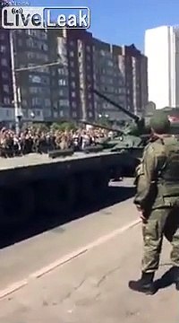 Les tanks c'est tout terrain... enfin, normalement