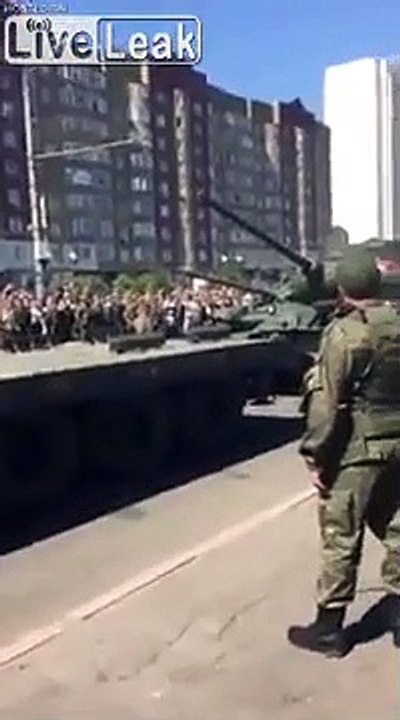 Les tanks c'est tout terrain... enfin, normalement