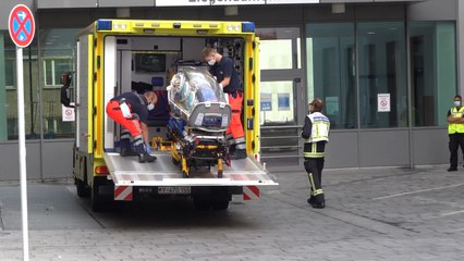 Navalni se encuentra en estado "crítico, pero estabilizado"
