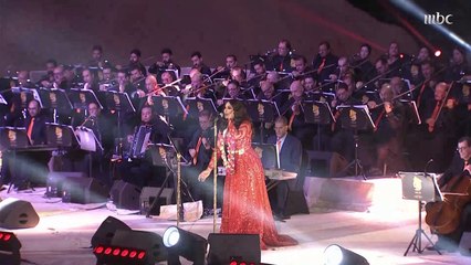 ذبحك الحب.. أحلام تحلق بصوتها والجمهور يردد كلمات الأغنية