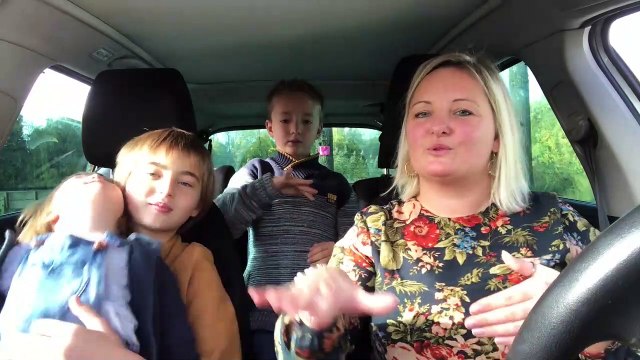 Soirée évènement Apprendre à t'aimer sur M6 : vidéo familles en voiture - Bulles de Culture