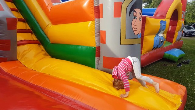 Playground Fun Bouncy Castle With Slide João Paulo de Carvalho Lofiego