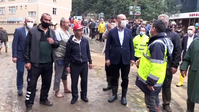 İçişleri Bakanı Soylu, Giresun'da sel bölgesinde incelemelerde bulundu