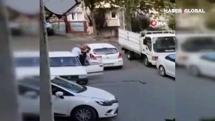 Aracından indi, kadın sürücüye tokat attı! Hayatının şokunu yaşadı