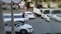 Tekvandocu kadın trafikte kendisine saldıran erkeği dövdü