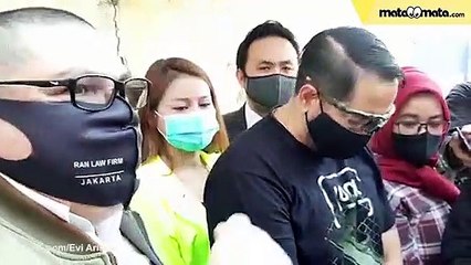Vicky Prasetyo Laporkan Angel Lelga Dua Perkara Sekaligus