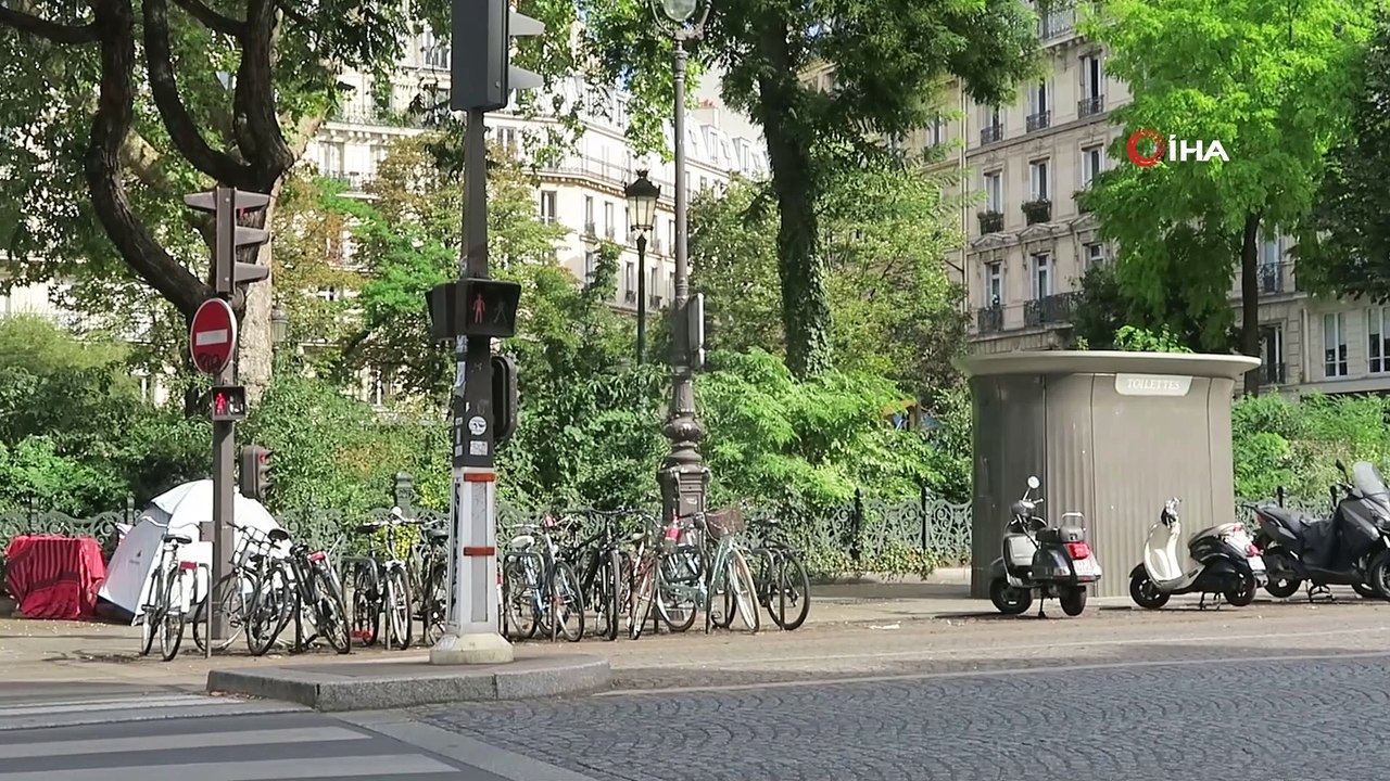 - Paris cadde ve sokaklarında tuvalet kirliliğine karşı doğal pisuvarlar- Pisuvarlardan elde edilecek idrar, verimi arttırmak için buğday tarlalarında kullanılacak
