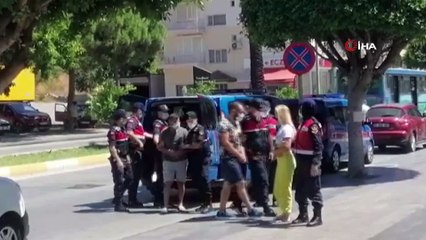 Antalya'da 1 milyon liralık uyuşturucu operasyonu :8 tutuklama