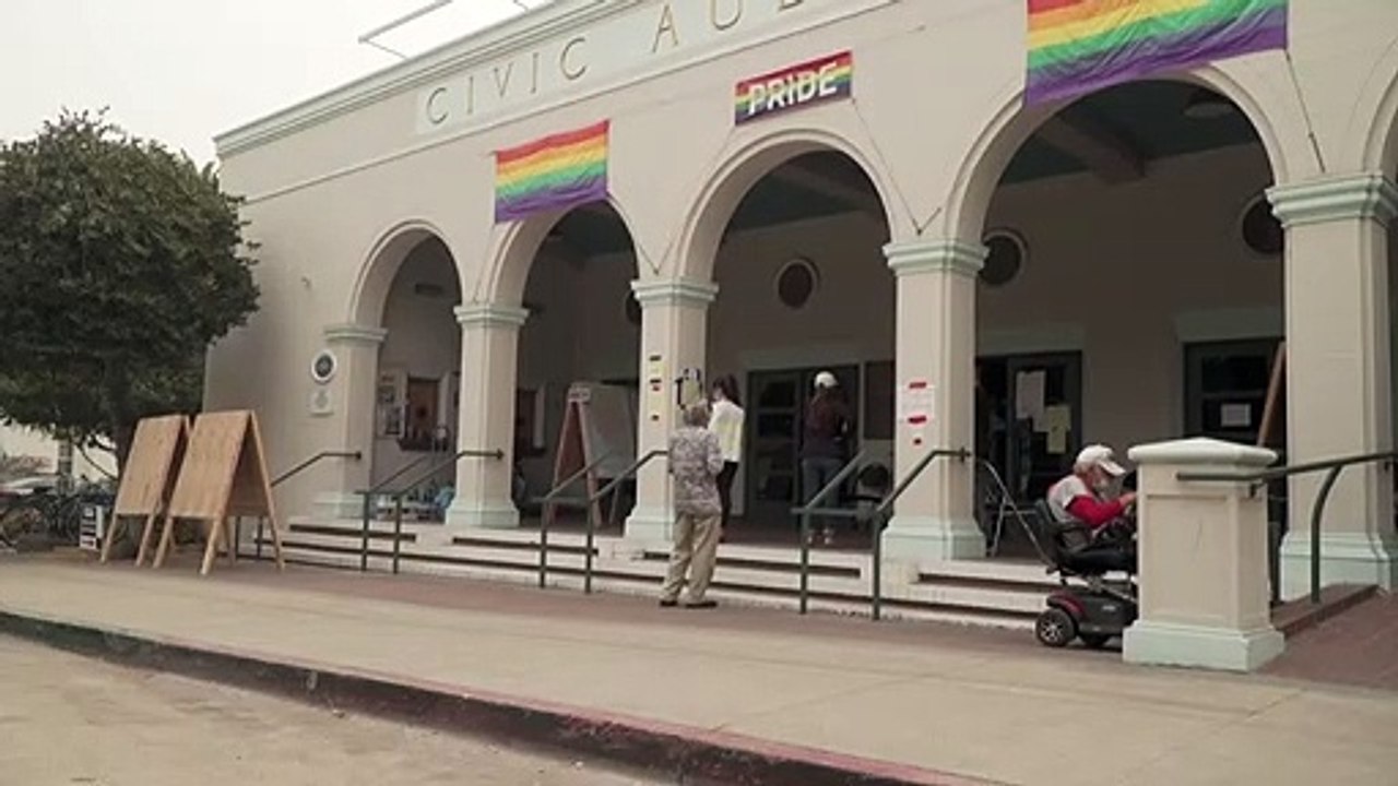 Zehntausende fliehen vor Waldbränden in Kalifornien