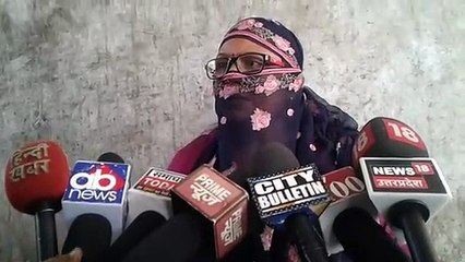 भजन गायक देवेंद्र पाठक  पर यौन शोषण का मामला दर्ज