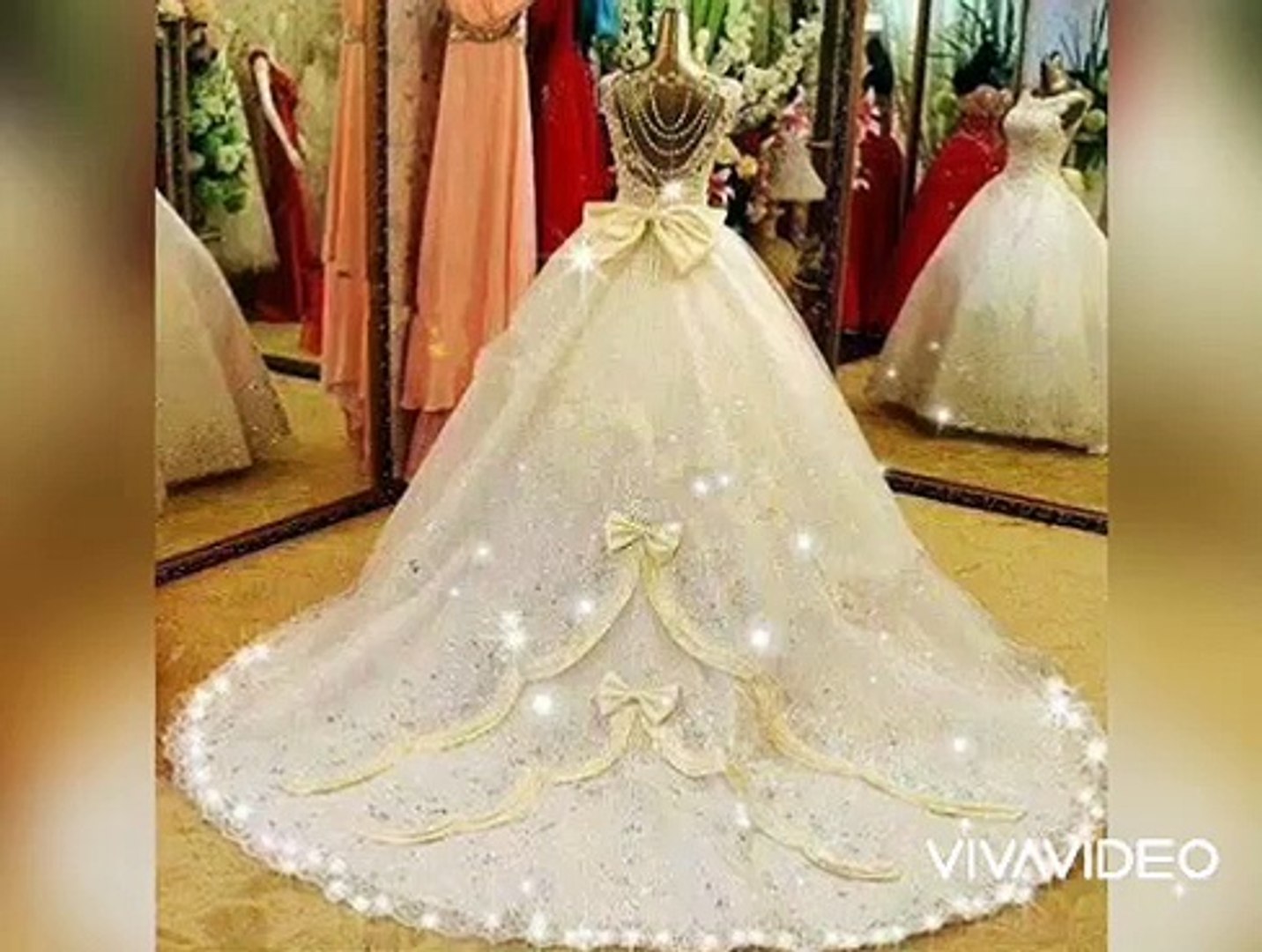 Most Beautiful Dresses in the World/ Costly Dresses in the World ...