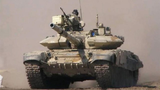 Indian, Chinese tanks within firing distance at Pangong Tso