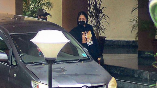 Sushant Case: CBI summons Rhea Chakraborty's family