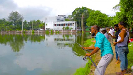 Hunting and Fishing Videos | big Catla Fish Hunting by Using Fishing Rod