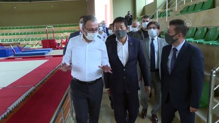 Bakan Kasapoğlu'ndan Sancaktepe Kamp Eğitim Merkezi ve Antrenman Salonu'na övgü - İSTANBUL