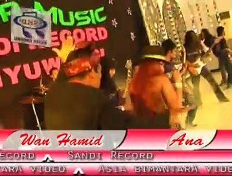 Ana Lorizta - Wan Hamid [Official Music Video]