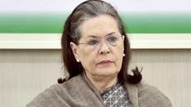 Sonia offers to resign as party chief in CWC meet