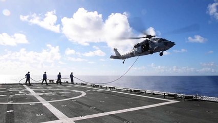 U.S Navy • MH-60S Sea Hawk Helicopter • (HIFR) USCGC Munro • Pacific Ocean • Aug. 17, 2020