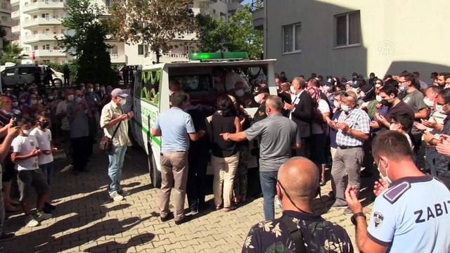 Giresun'daki selde şehit düşen Uzman Çavuş Kıran son yolculuğuna uğurlandı - ÇANAKKALE