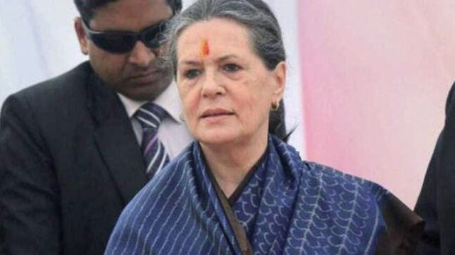 Congress councillor writes letter in blood to Sonia Gandhi, demands Rahul be made party president