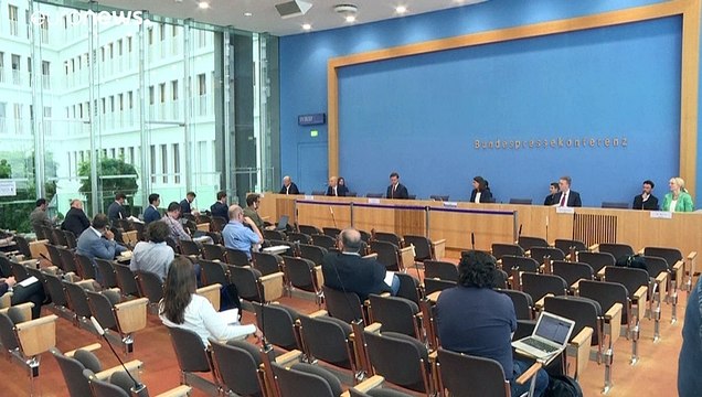 Berlino: “Navalny avvelenato. Possibili danni al sistema nervoso