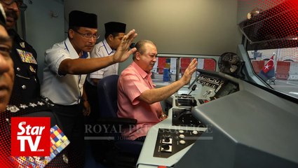 Johor Sultan receives locomotive driver competence certificate