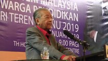 Dr M tells educators to help pupils master English language