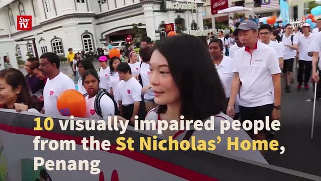 Rain no dampener for 22,000 Penang Starwalk participants