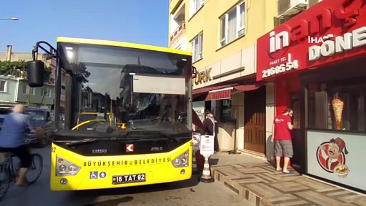 Bursa'da yolcu otobüsünde faciadan dönüldü...O anlar kamerada