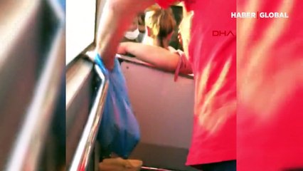 İstanbul'da otobüste kadına tokat! Kimse müdahale etmedi