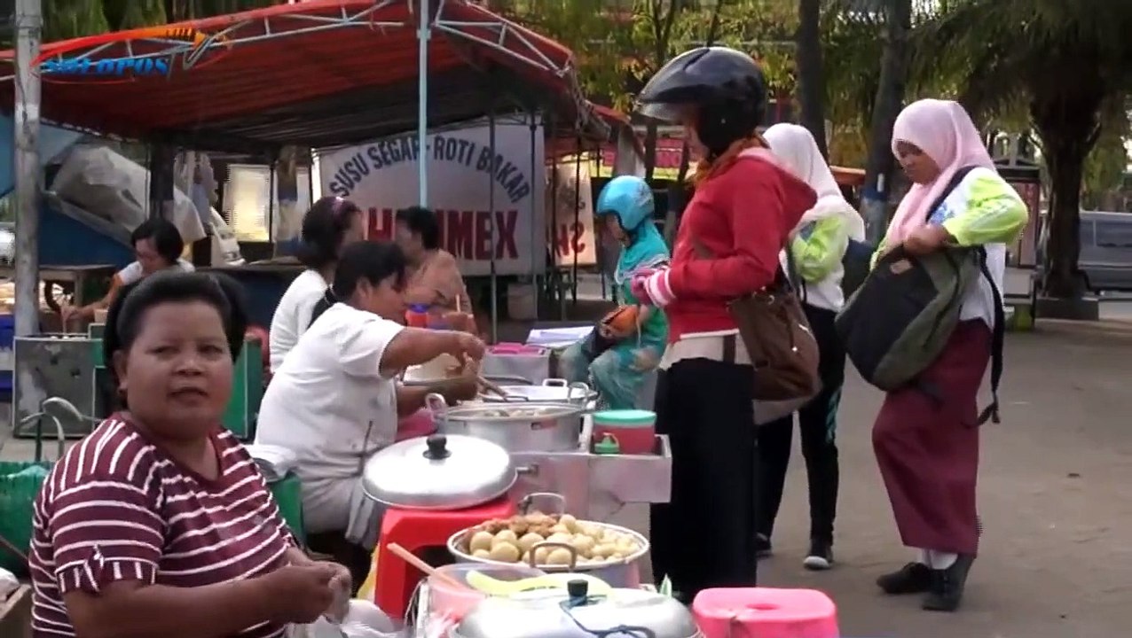 Nikmatnya Salome di Taman Pancasila