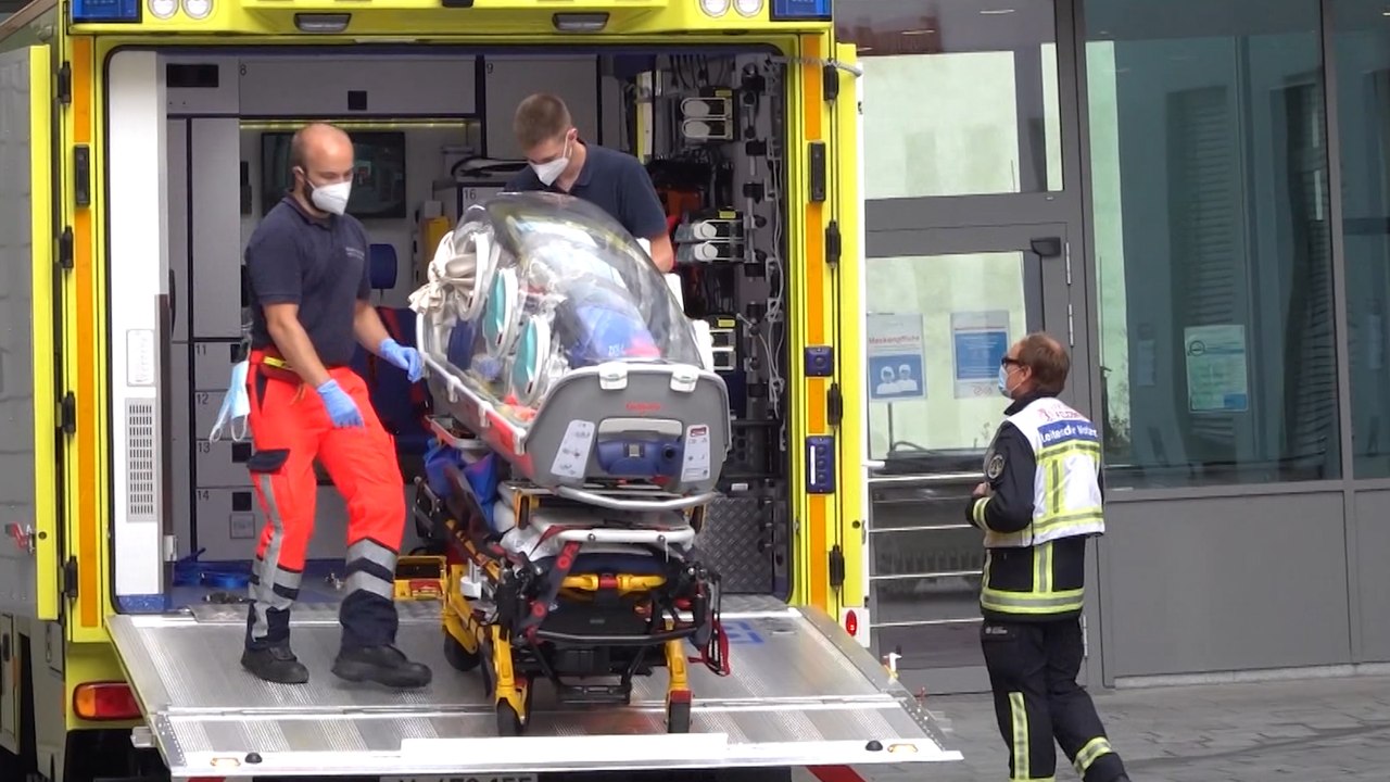 Berliner Klinik geht von Nawalny-Vergiftung aus