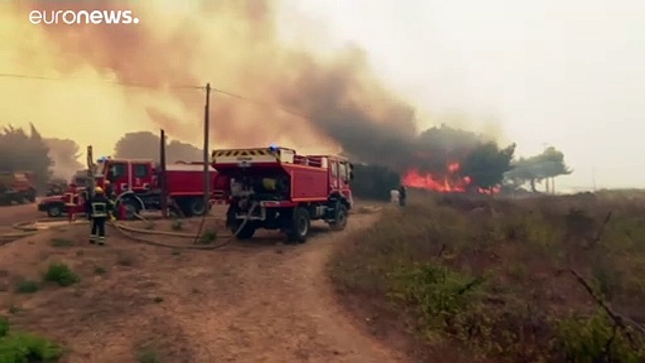 In Südfrankreich stehen die Wälder in Flammen