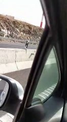 Cola en la TF-1: vuelca un camión a la altura de Las Chafiras tras colisionar con un coche
