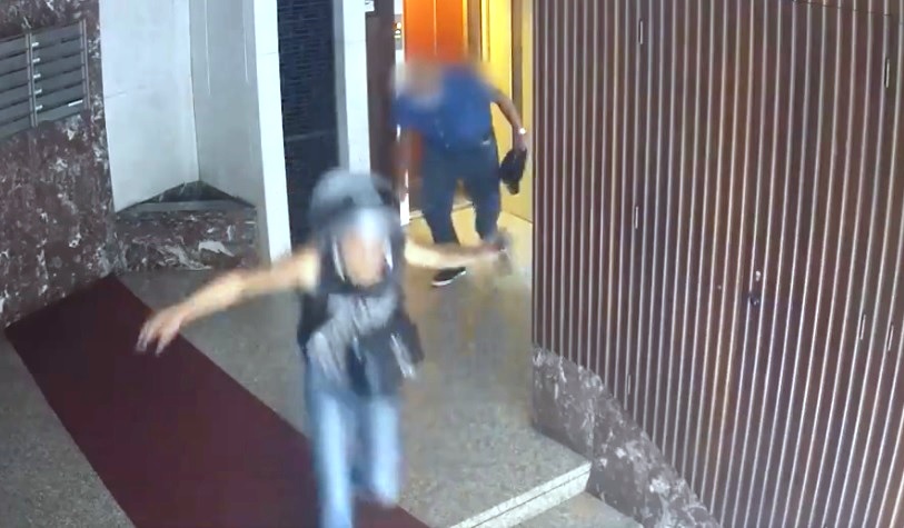 Video Genova - Rapina ad anziano, fermata coppia (25.08.20)