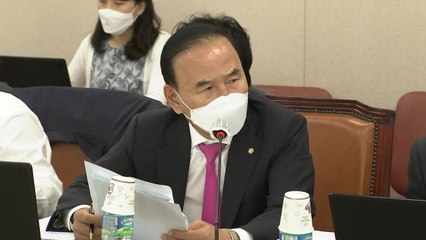 박덕흠, '피감기관 공사 수주' 의혹에 국토위 사임 / YTN