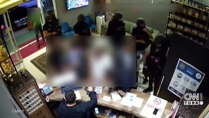 Son dakika... DEAŞ'lı terörist silahıyla birlikte İstanbul'da yakalandı | Video