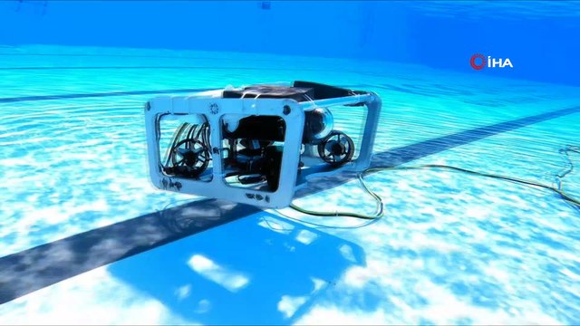 Üniversite öğrencileri insansız su altı aracı tasarladı