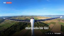 Güneş enerjisiyle çalışan uçaktan dünyanın ilk serbest atlayışı İsviçre'de yapıldı