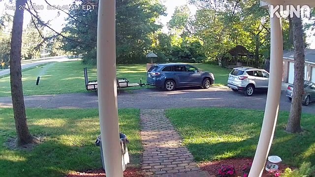 Quand une roue de voiture vient sonner à la porte... Douloureux