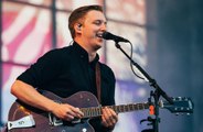 George Ezra ist der Überzeugung, dass einige Prominente 'halbe Androiden' sind