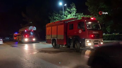 Alevlere teslim olan tekneden yüzerek kurtuldular...Yanan tekneden kurtulan anne ve oğlu o korku dolu anları anlattı