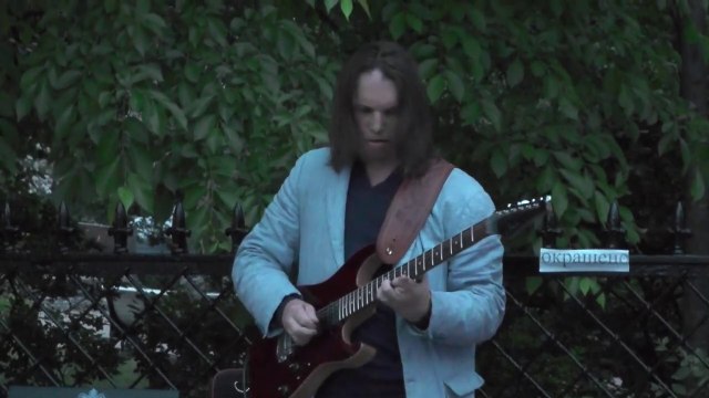 Saint-Pétersbourg musicien a la guitare /musician on guitar Санкт-Петербург супер круто !!