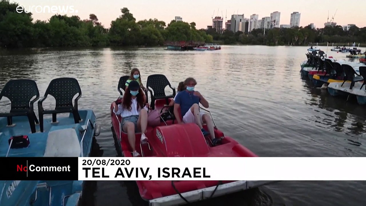 Romantische Kulisse in Corona-Zeiten: Das schwimmende Kino in Tel Aviv