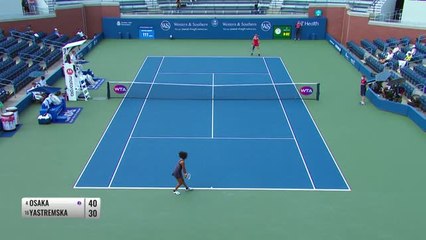 Osaka breezes by Yastremska into last eight