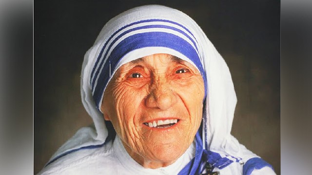 Mother Teresa Birthday: जानें कैसे Mother Teresa बनीं दुनिया के लिए बनीं शांति दूत | Boldsky