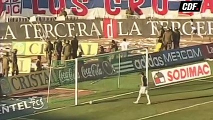Gol Gary Medel vs U 2007